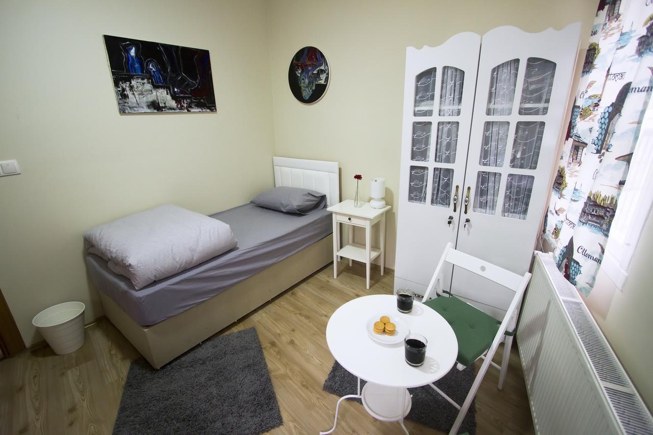 Istanbul Erasmus House Hotel Exterior photo